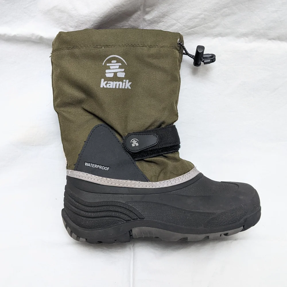 Kamik Boys Insulated Snow Boots Size 2 - Picture 3 of 10